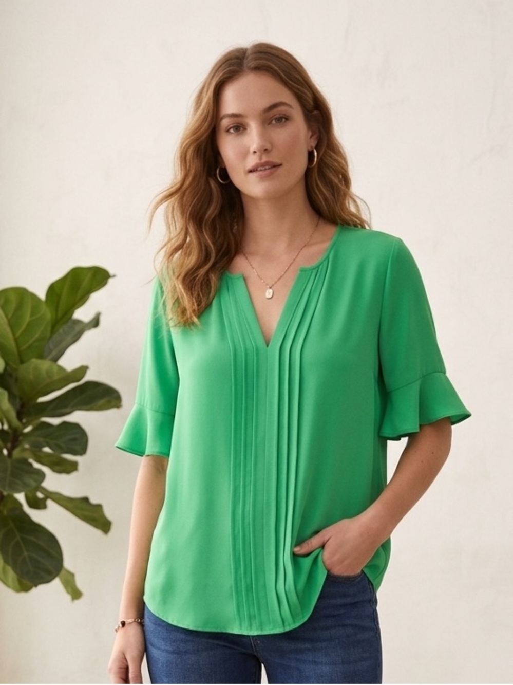 roz & Ali Green V-Neck Pintuck Flutter Sleeve Blouse, Size Medium, pleated front